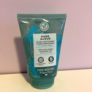 The Ultra-Fresh Cleansing Gel With Micro-Alga